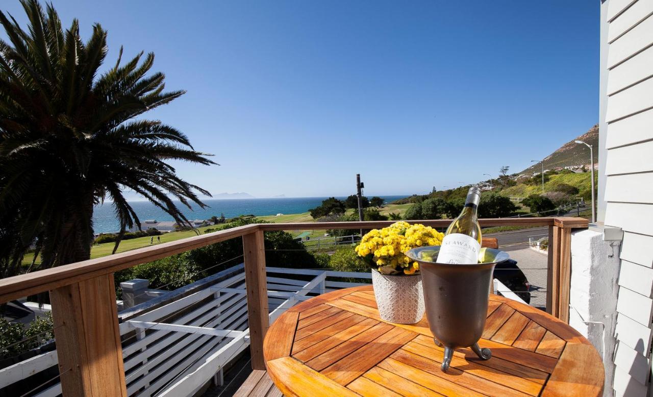 Penguins View Guesthouse Simonʼs Town Eksteriør bilde
